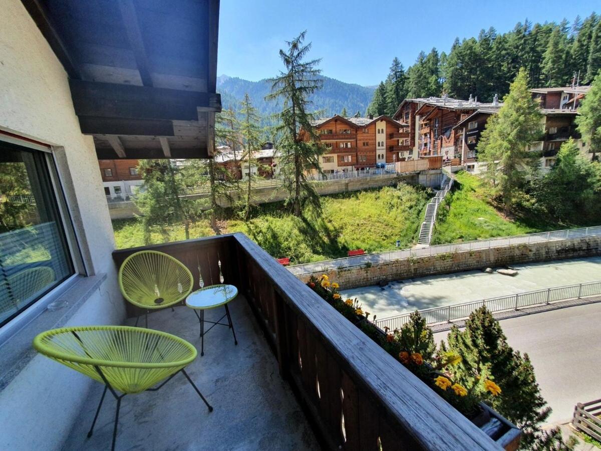 Eagle Apartment With Splendid And Direct View Of The Matterhorn Zermatt Exterior photo